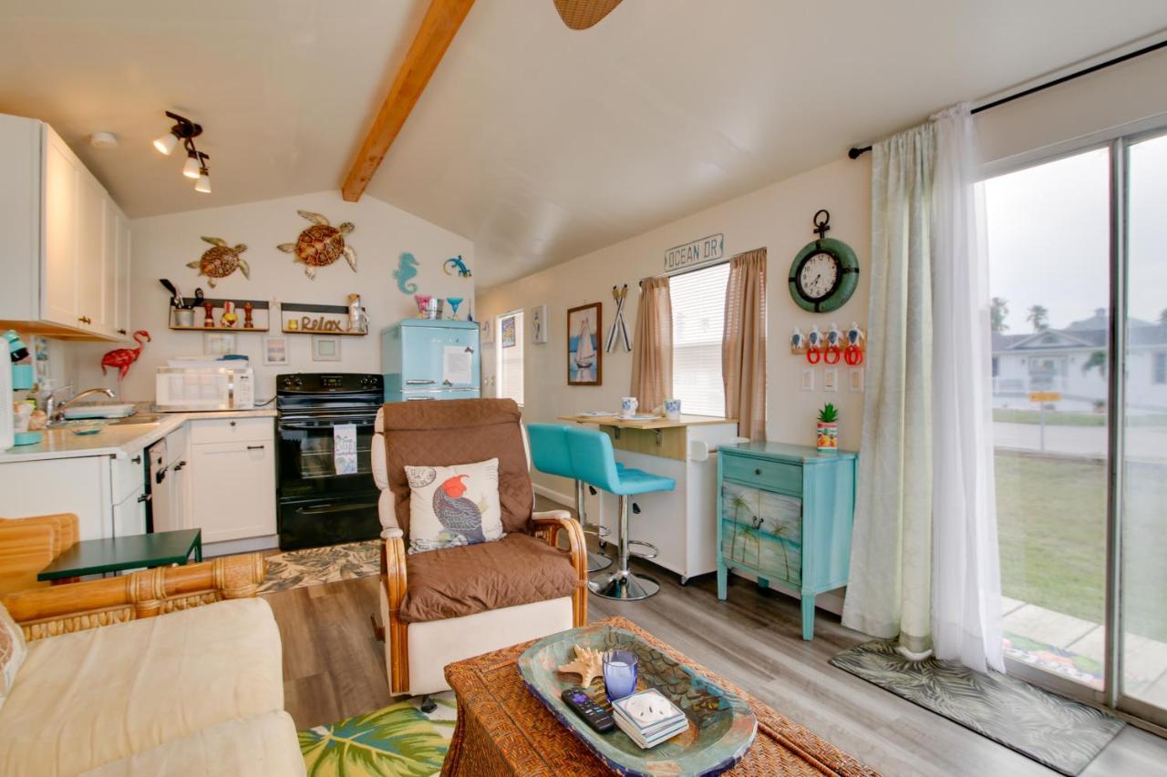 Cozy Waterfront Port Isabel Cottage With Deck! Exteriör bild